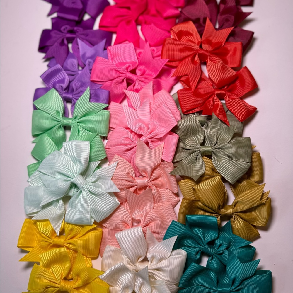 New 30pcs Random Color Bow Hair Clip Simple Holiday Small. - Picture 4 of 5